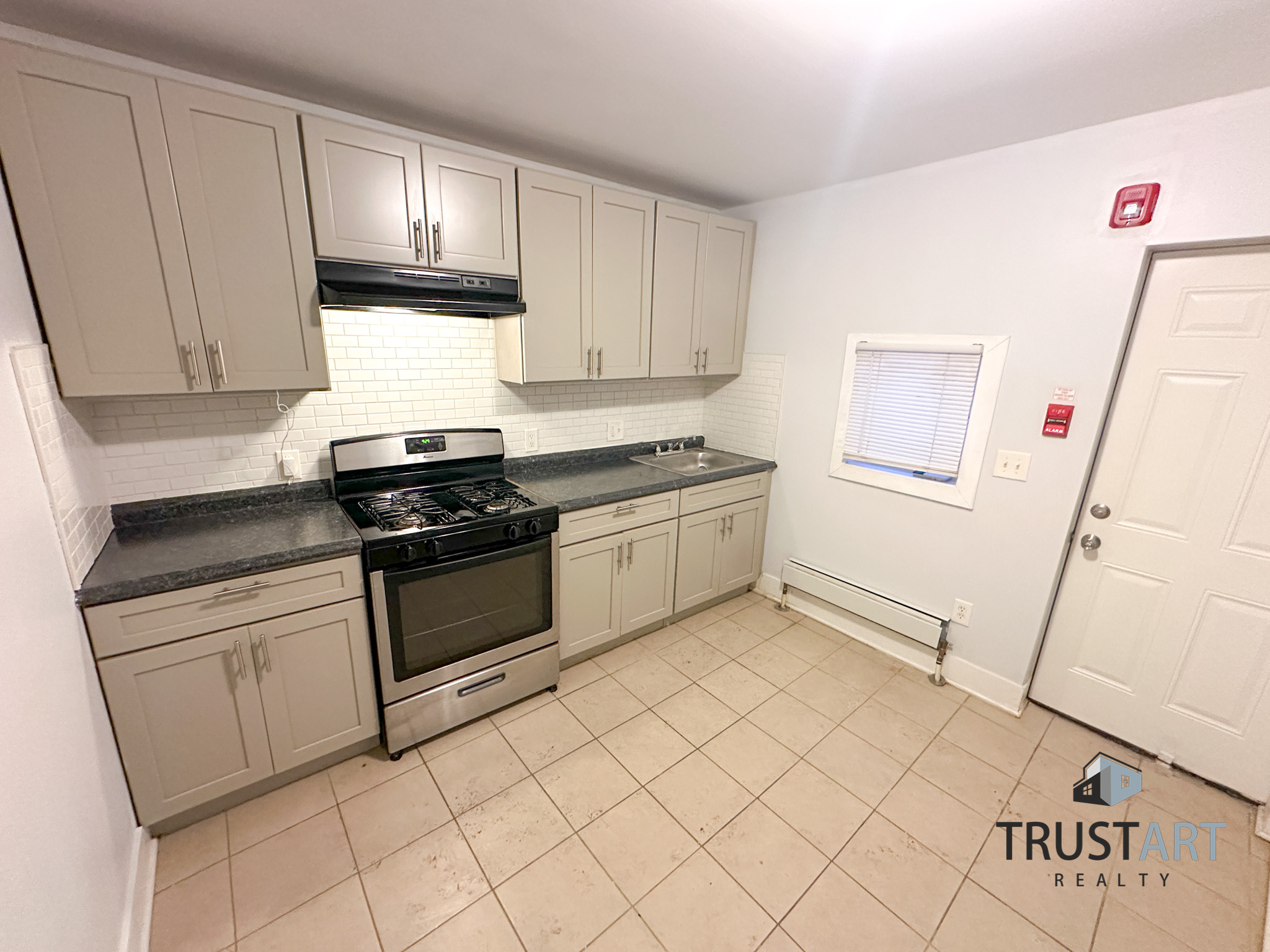 4722 Longshore Avenue - 1 Rear