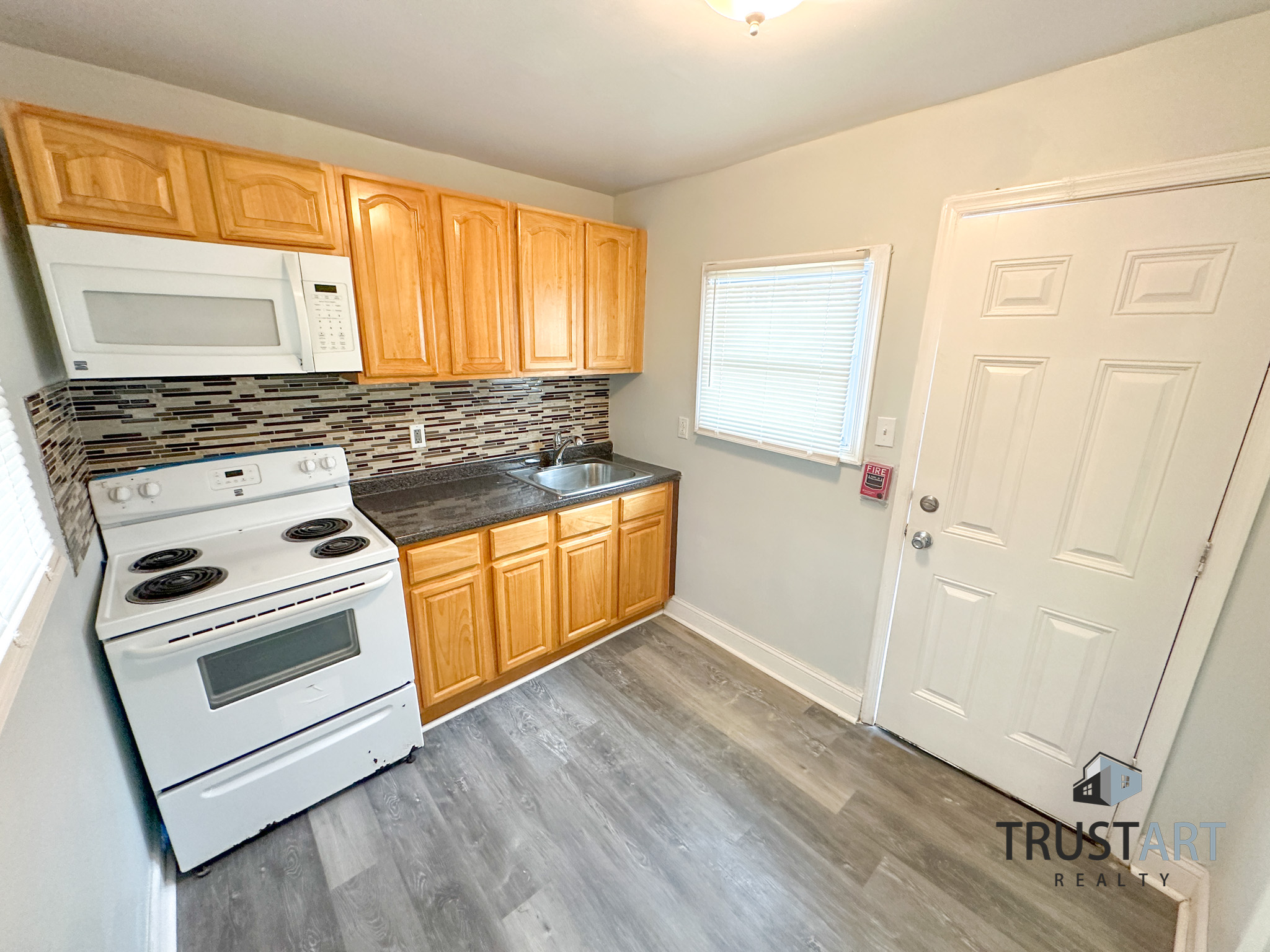 2141 Bridge Street - 2